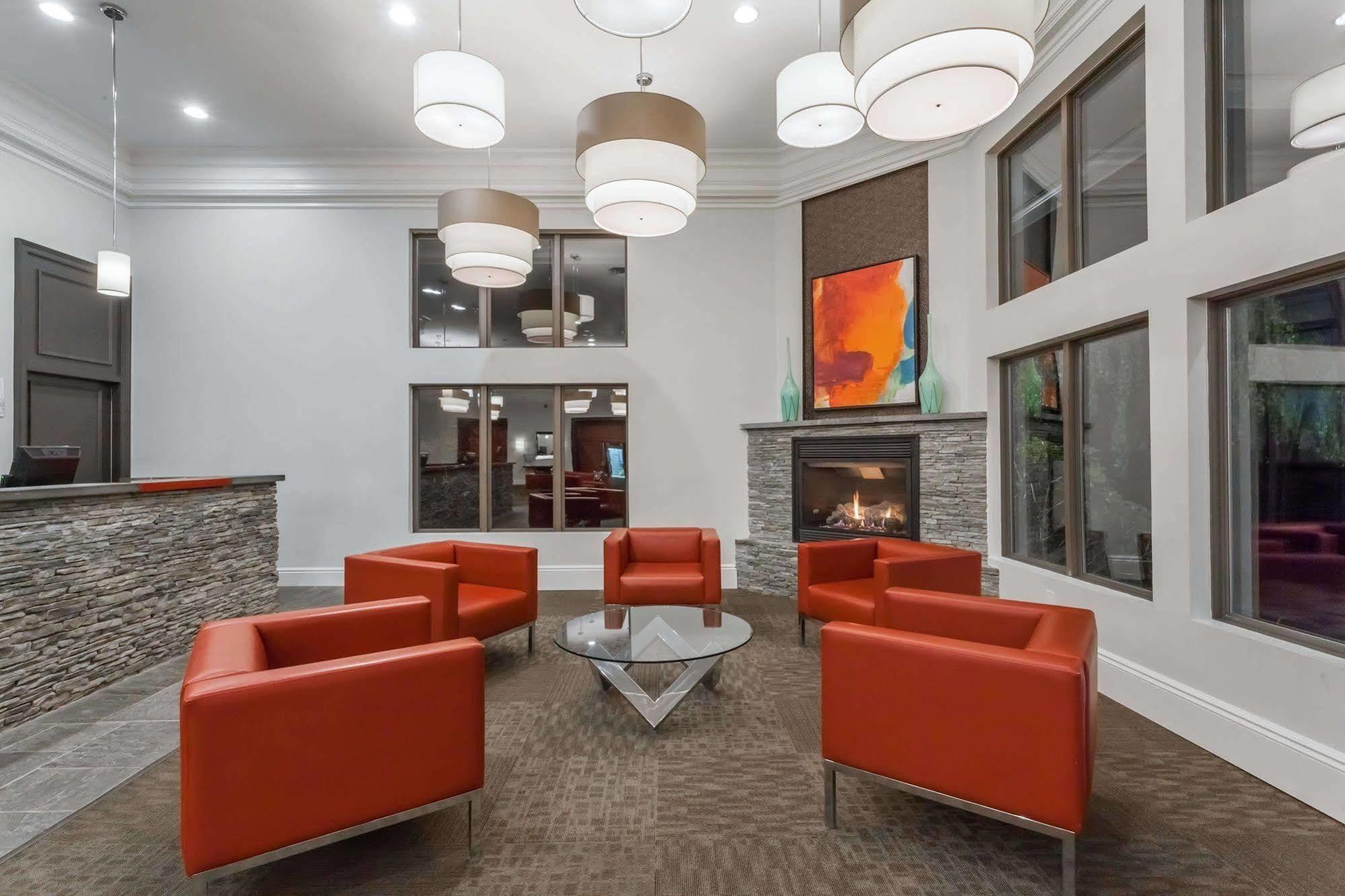 Ramada By Wyndham Rock Hill At Sullivan Center 외부 사진