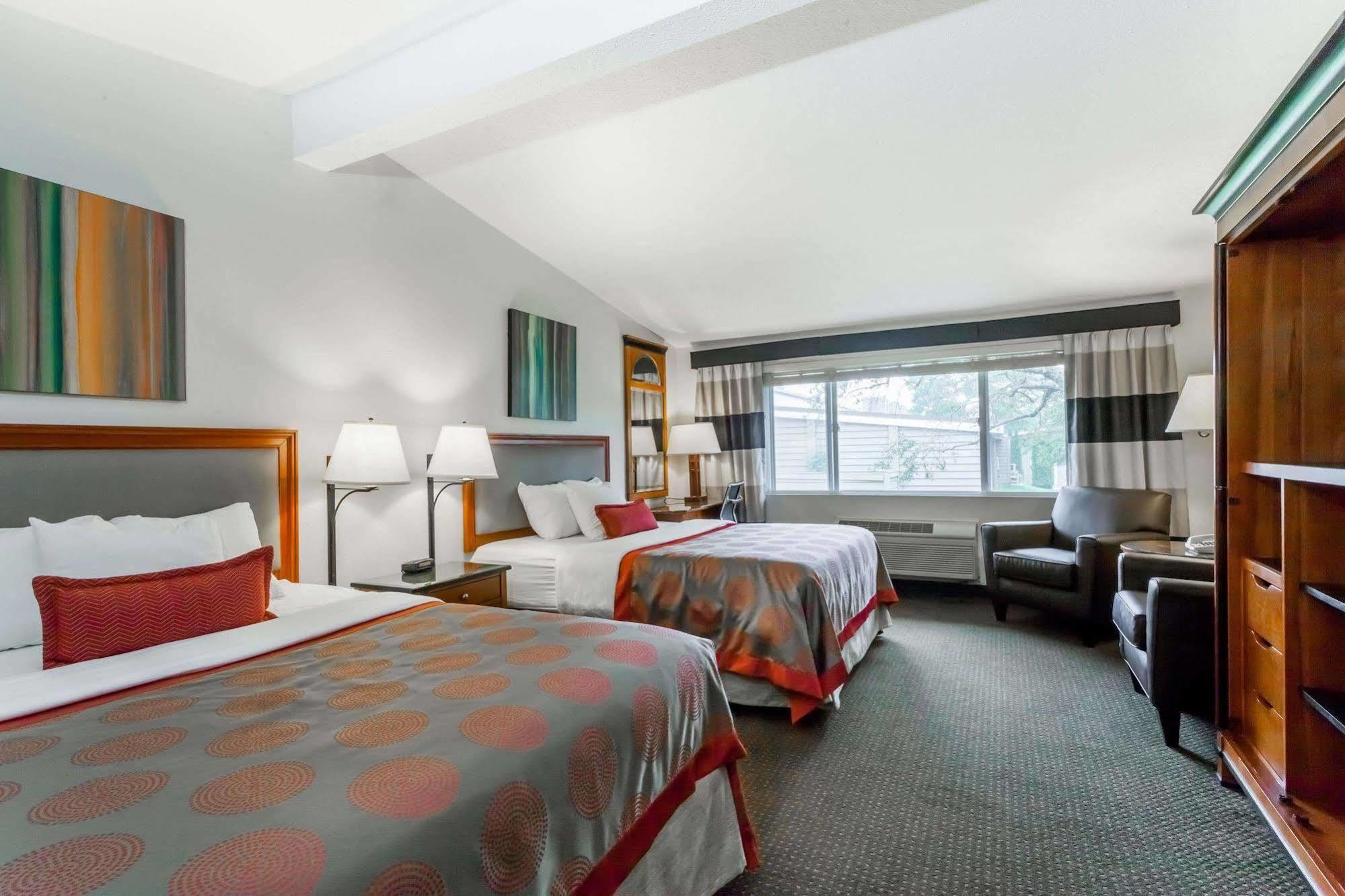 Ramada By Wyndham Rock Hill At Sullivan Center 외부 사진